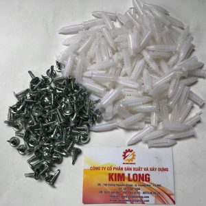 vít nở